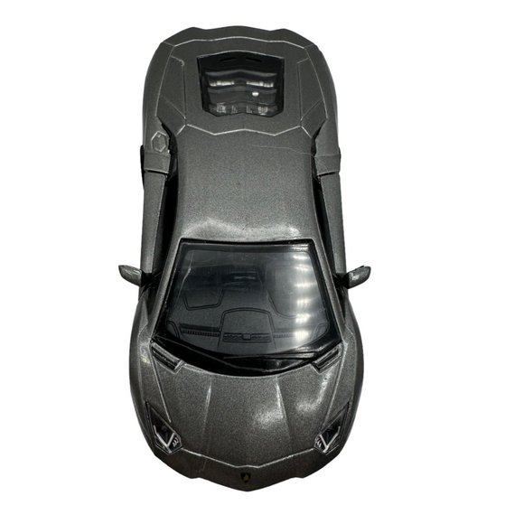 Kinsmart Lamborghini Aventador LP 700-4 Model Car Silver 1/36 Scale KT5355 - Picture 6 of 12